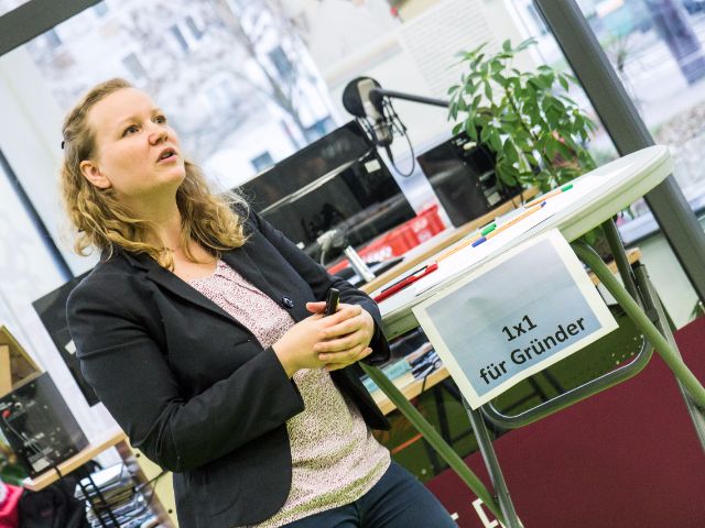 Moderatorin Jana Görs Moderatorin Jana Görs